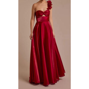 Jules and Cleo Red Satin One Shoulder Gown Size 22